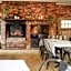 THE BERRY HOTEL