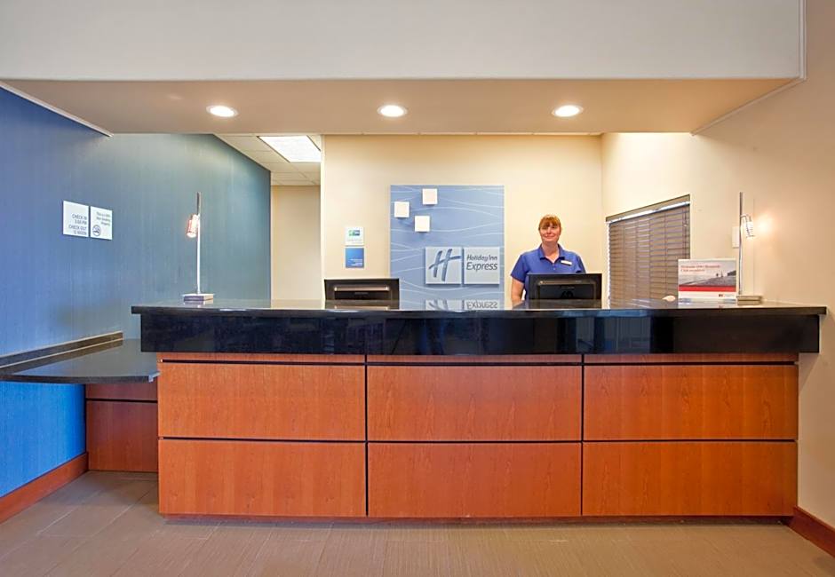 Holiday Inn Express Hotel & Suites Beatrice By IHG
