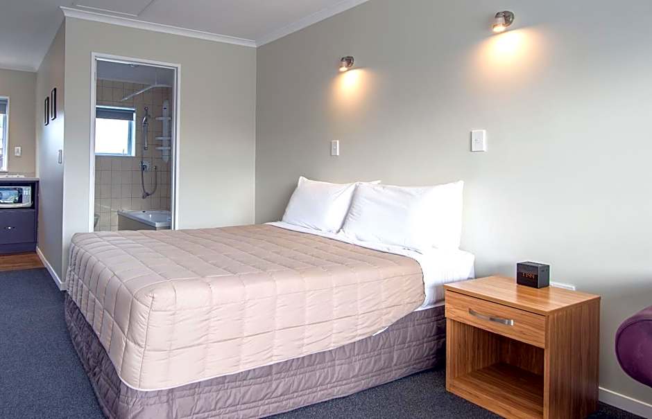 Tower Lodge Motel