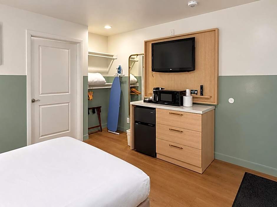 Stargazer Hotel