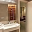 M Suite Hotel