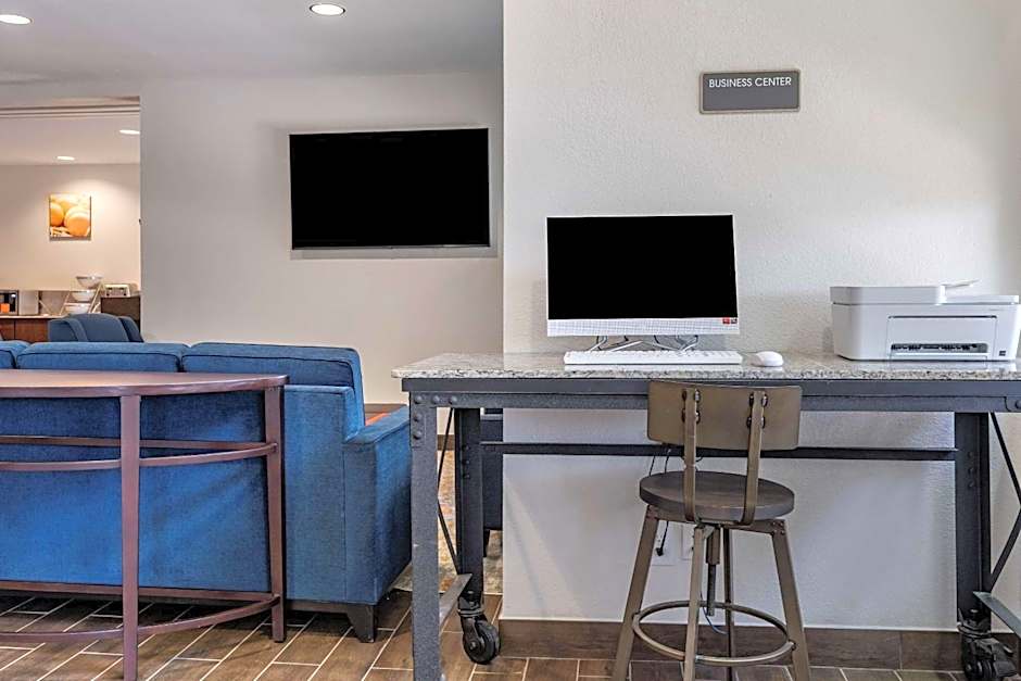 Comfort Inn & Suites