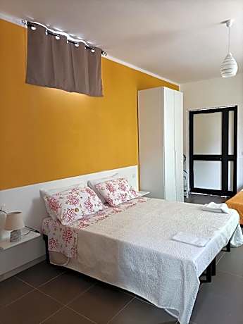 Studio with Garden View