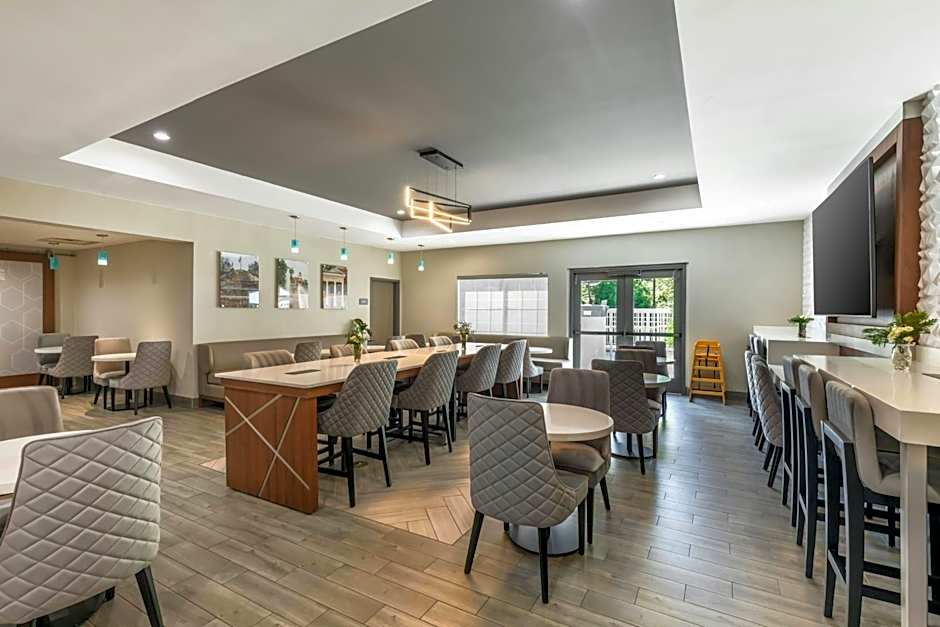 City Express by Marriott Duluth