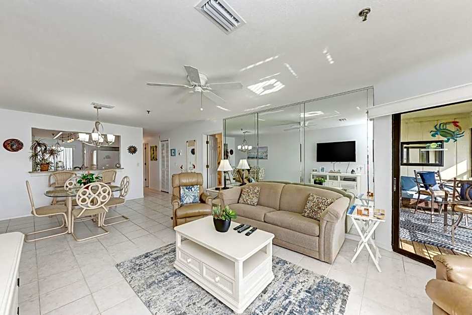 Anna Maria Island Beach Sands 203