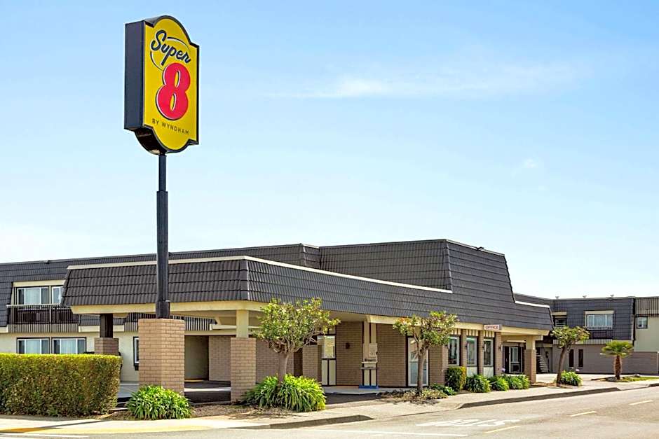 Super 8 by Wyndham Eureka