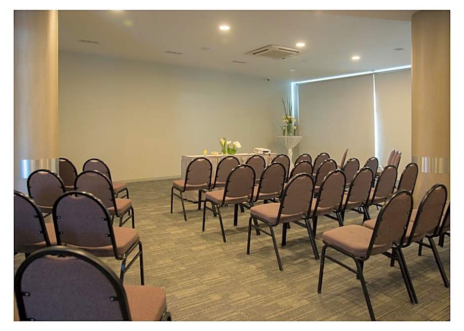 Casa Grande Suites