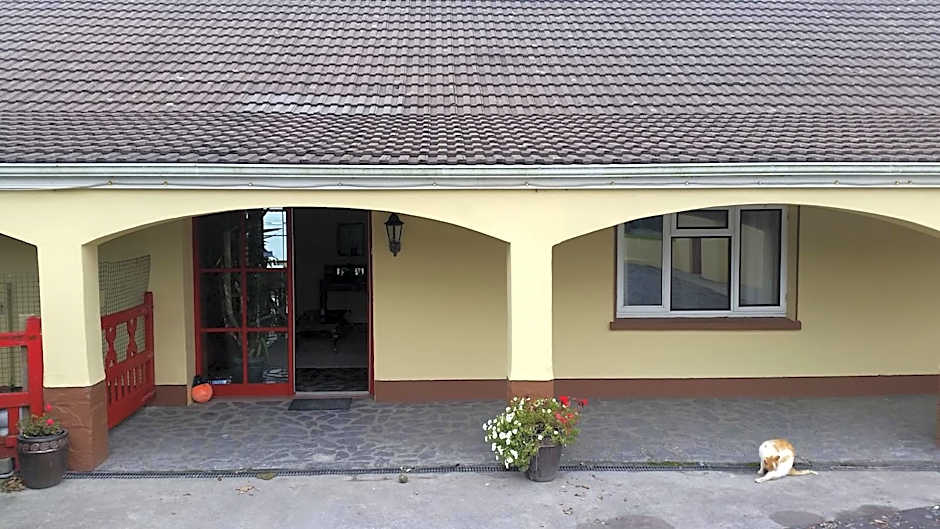 Horizon View Lodge Bed and Breakfast Glanleam Road Knightstown Valentia Island County Kerry V23 W447 Ireland