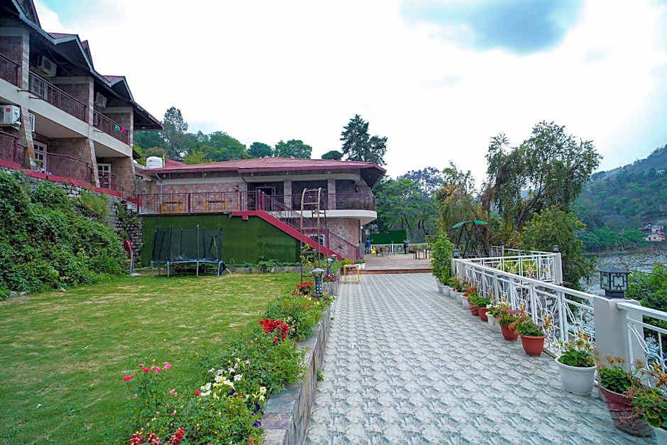 Hotel Neelesh Inn - A Luxury Lake View Hotel 20 KM From Nainital