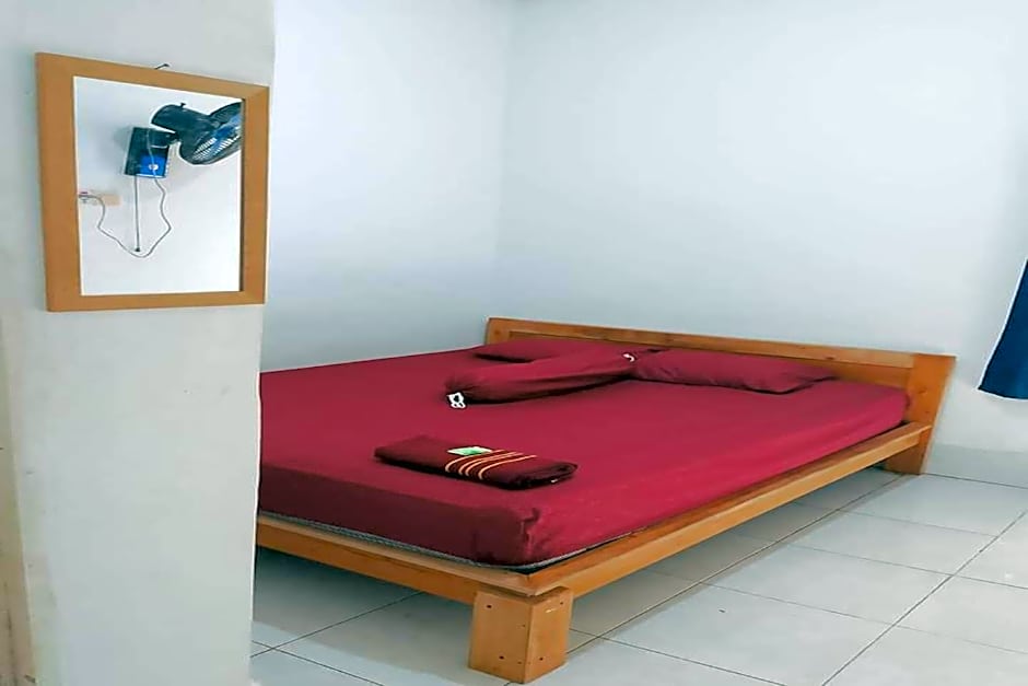 OYO Life 93015 Kos Anto