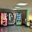Days Inn & Suites by Wyndham Madison Heights MI