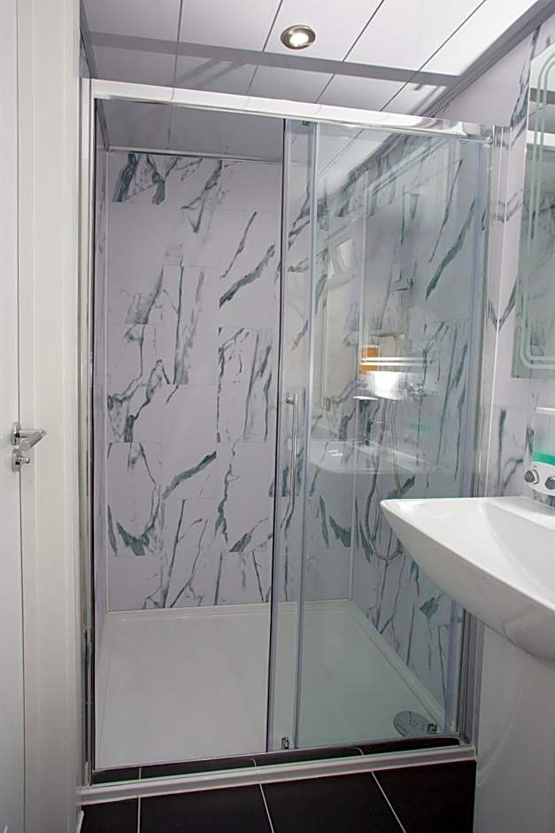 Legoland Heathrow Windsor Apartment Hotel