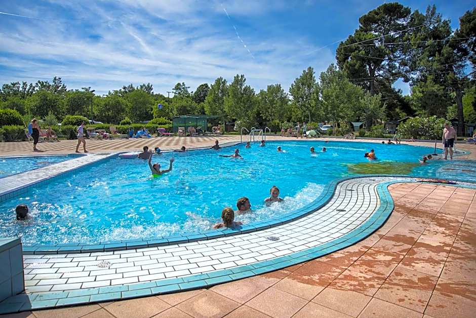 Holiday Centre Bi village