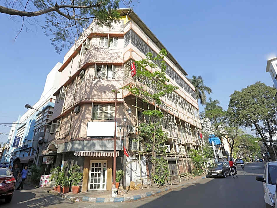 Hotel Homely Raj – Calcutta, LA