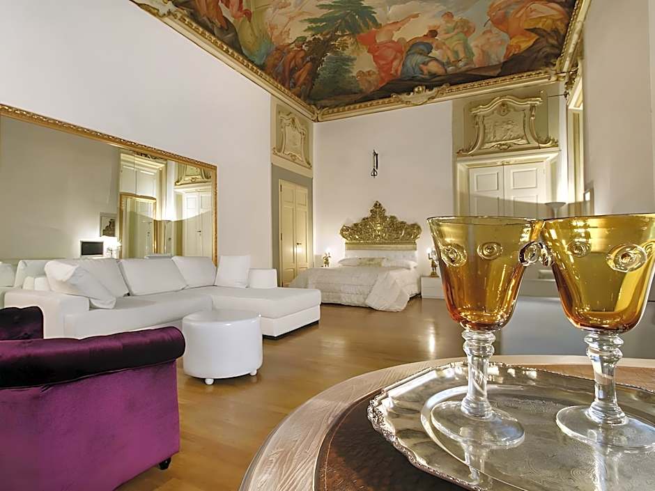 Palazzo Tolomei - Residenza D'Epoca