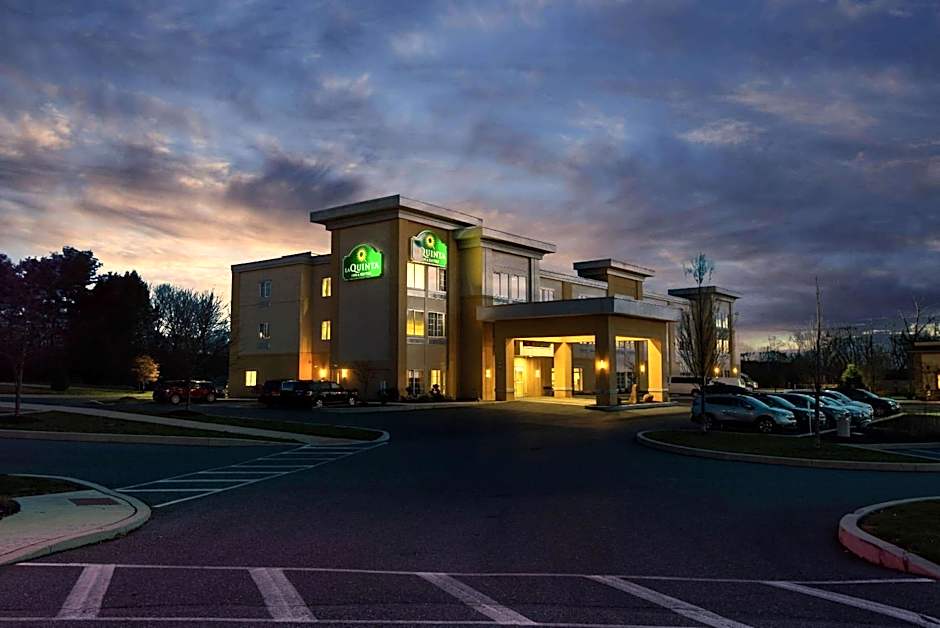La Quinta Inn & Suites by Wyndham Harrisburg-Hershey