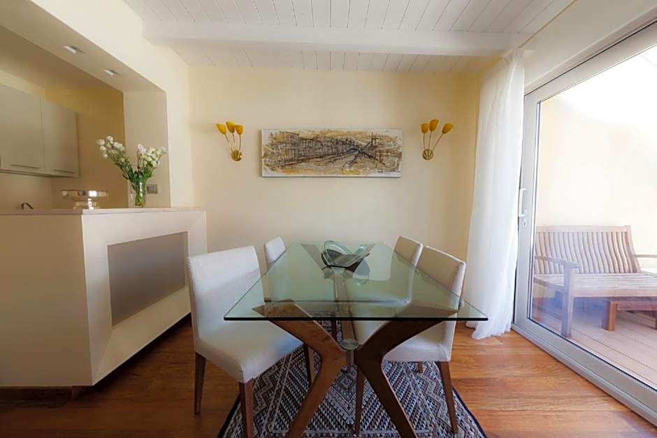 Bronzino House