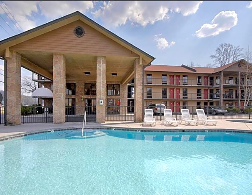 Days Inn By Wyndham Pigeon Forge South