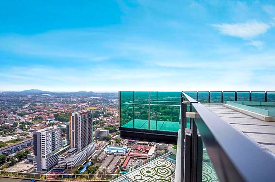 The Shore Hotel & Residences By Lá VISTA