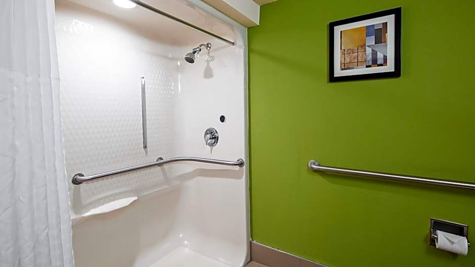 Wingate by Wyndham Macon West