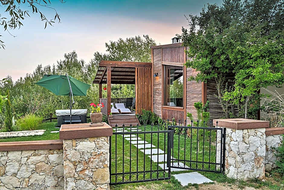 Zornitza Family Estate Relais & Chateaux