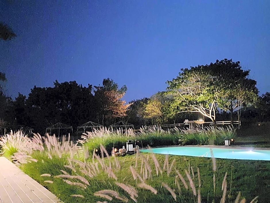 Belmont Village Hotel