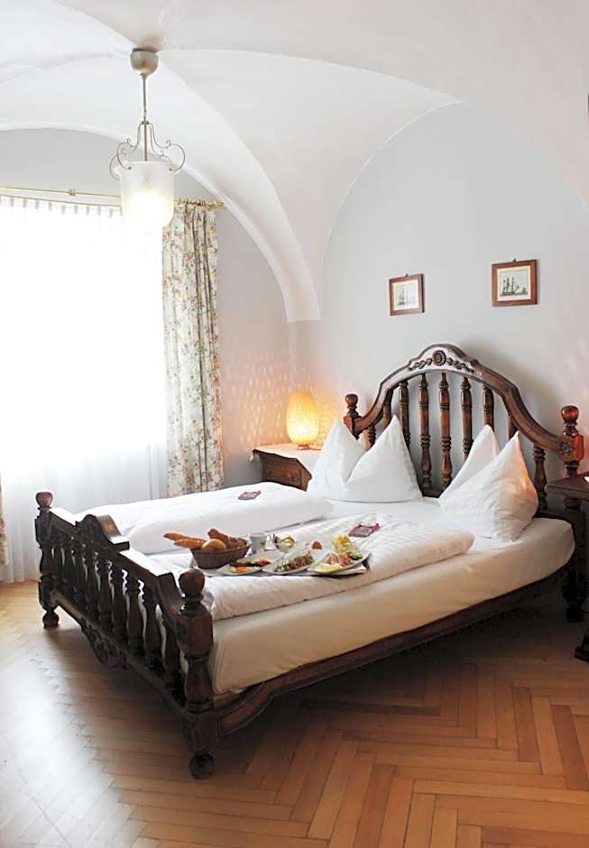 Stadthotel Restaurant Auerhahn