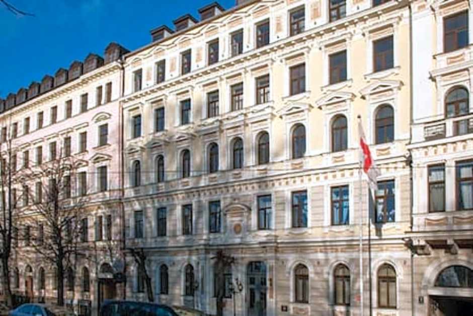 Old Riga Romantic Loft