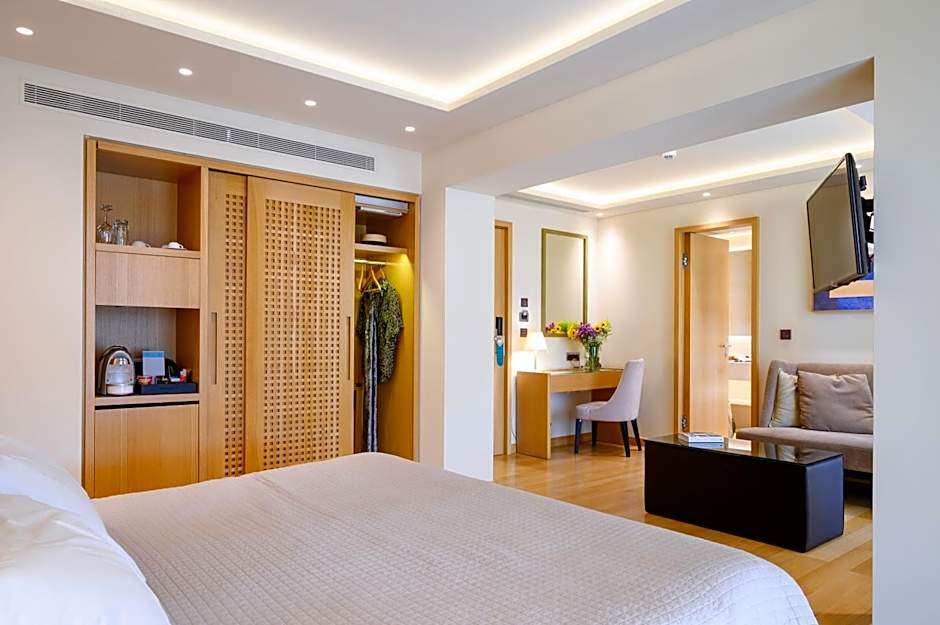 Somewhere Vouliagmeni