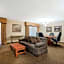 Ramada Hotel & Conference Center by Wyndham Plymouth