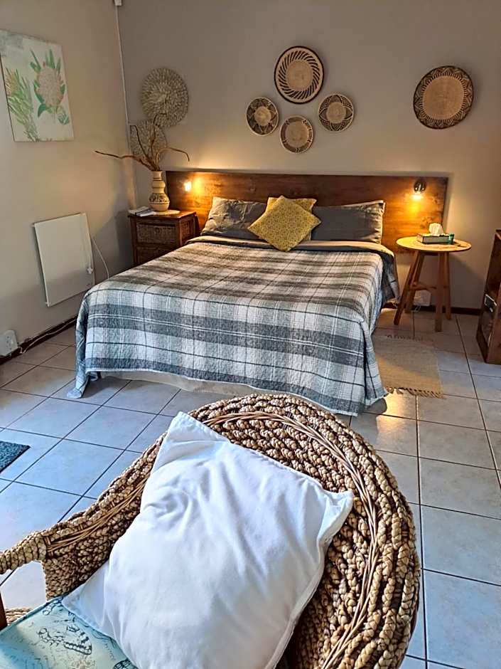 A1 Kynaston Guest House bed and breakfast or self catering