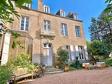 L'Hotel de Hercé Chambre d'Hote