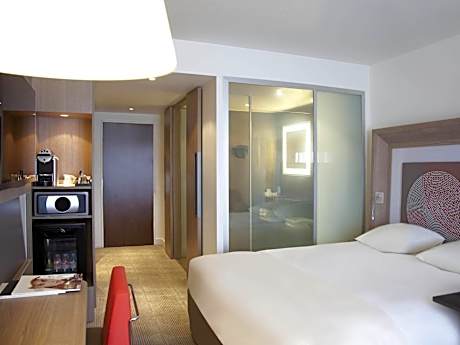 Executive Queen Room