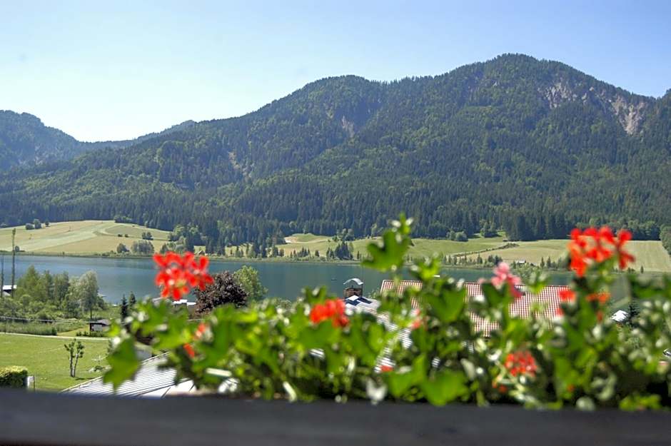 Hotel zum Weissensee