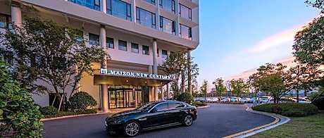 Maison New Century Hotel Jiande Aviation Town Resort