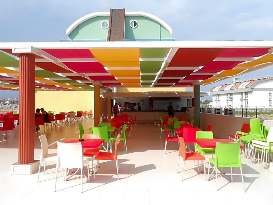 Side Win Hotel & Spa