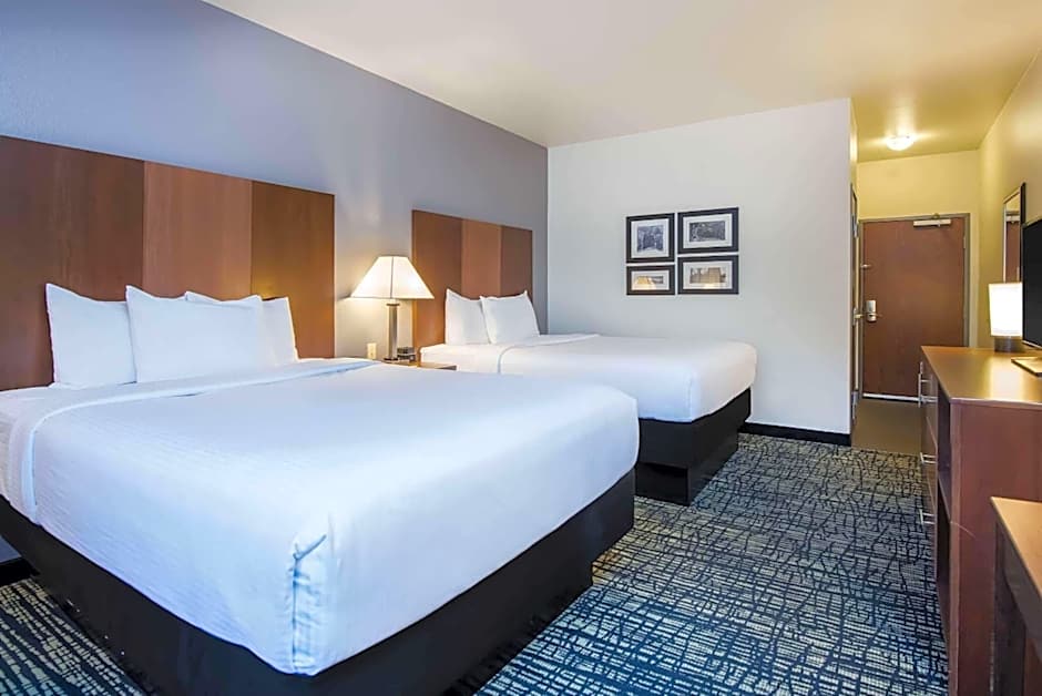 La Quinta Inn & Suites by Wyndham Morgantown