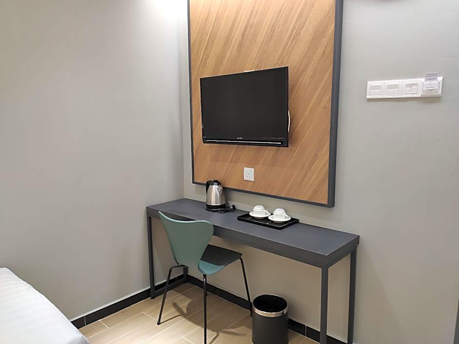 Hotel 99 Seri Kembangan Serdang