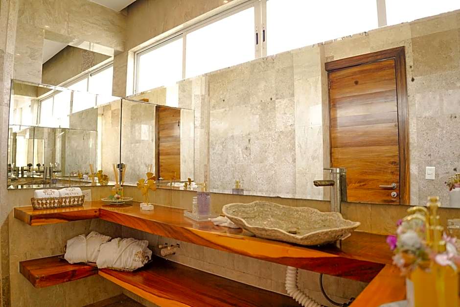 Muúnek Hotel Boutique Art & Spa, adults only