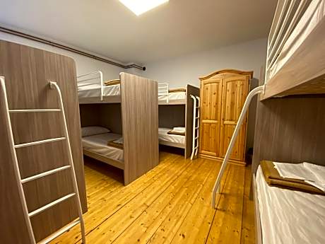 8-Bed Mixed Dormitory Room
