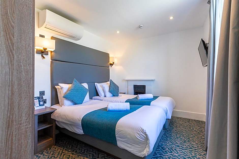 The Chapter Hotels - J Hyde Park