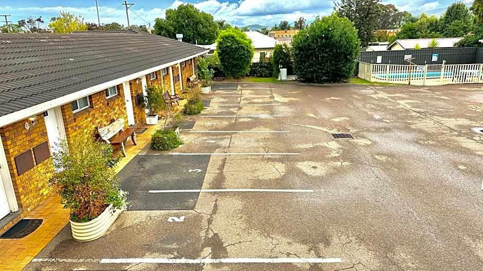 Golden Grain Motor Inn