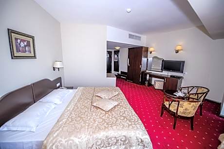 Double Room with Lake View