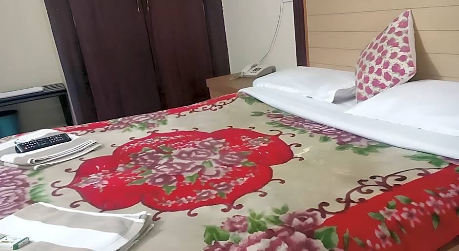 Hotel Preethi Palace