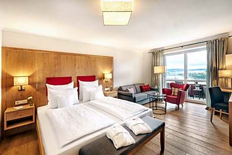 Double Room with Lake View