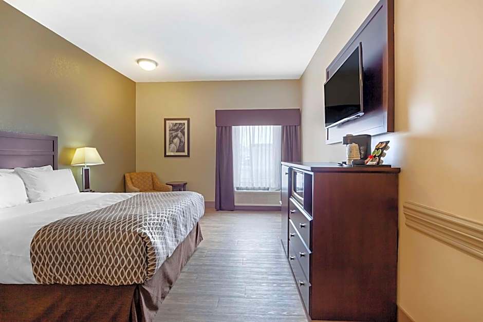 Best Western High Road Inn