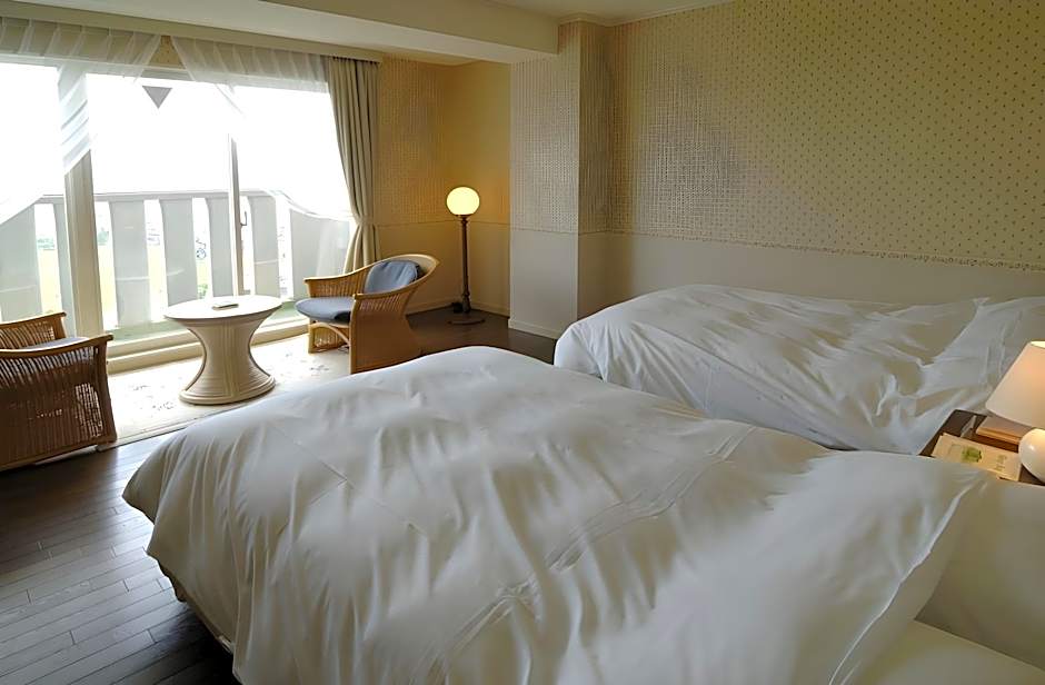 Hashidate Bay Hotel