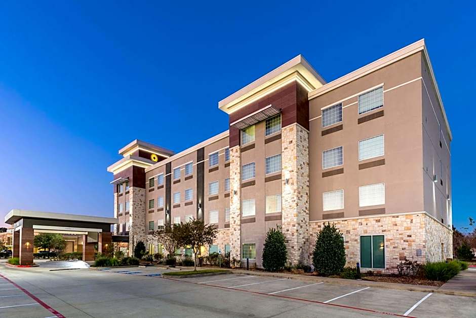 La Quinta Inn & Suites by Wyndham Houston Nw Beltway 8 / West Rd