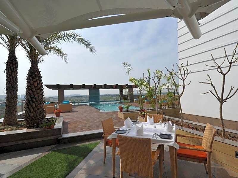 Hotel Dayal Paradise