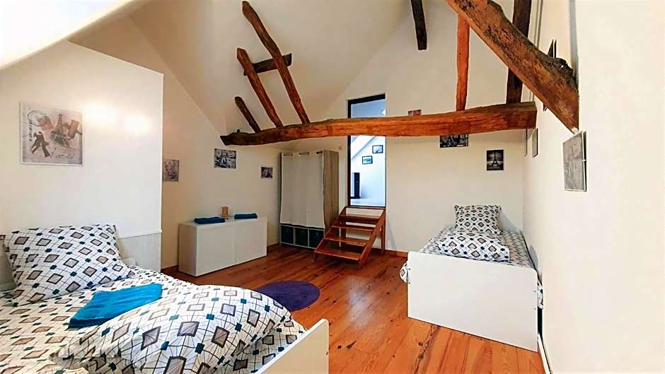Gîte La Belle Aventure avec piscine et jacuzzi